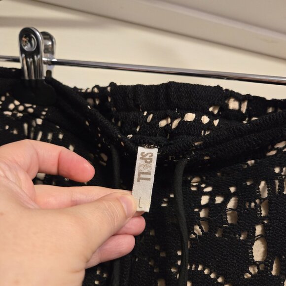 Spell & the Gypsy Collective Fleetwood Bells, Black, L, EUC - Picture 6 of 6